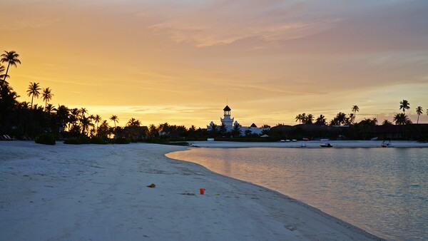 낭만적인 선셋을 즐길 수 있다.