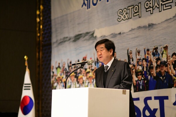 최평규 SNT그룹 회장.