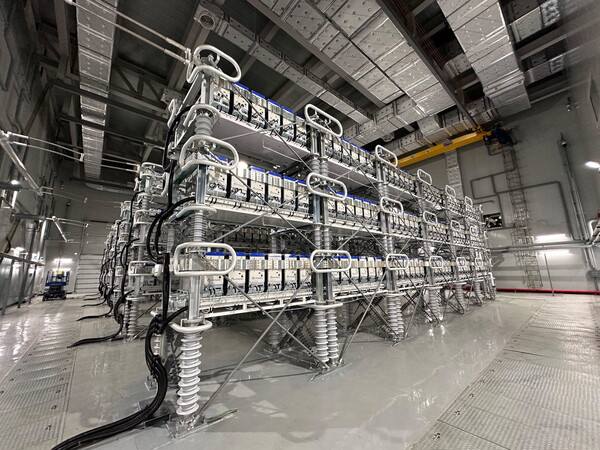 경기 양주에 설치한 200메가와트(㎿)급 BTB(Back To Back) MMC(Modular Multi-level Converter) 전압형 직류송전(HVDC) 설비.