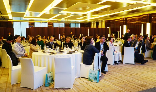 서울에서 열린 강서성 이춘시 문화관광설명회