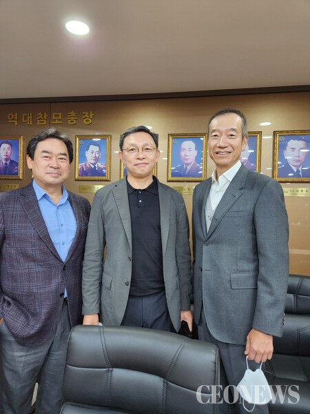 김진해 (주)플랜티엠 대표이사(CEO)/(주)플랜티넷 부회장(COO) 맨 좌측