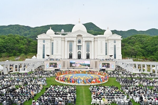 한학자 통일교 총재가 9월 23일 법정 구속돼 후폭풍이 거세다.