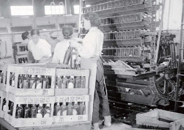 1957년 조선맥주 영등포공장 내부 시설